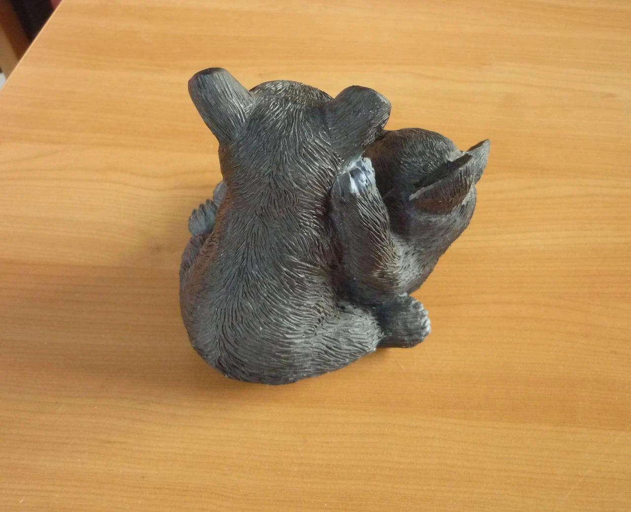 Estatua de 2 osos gris oscuro – photo 4